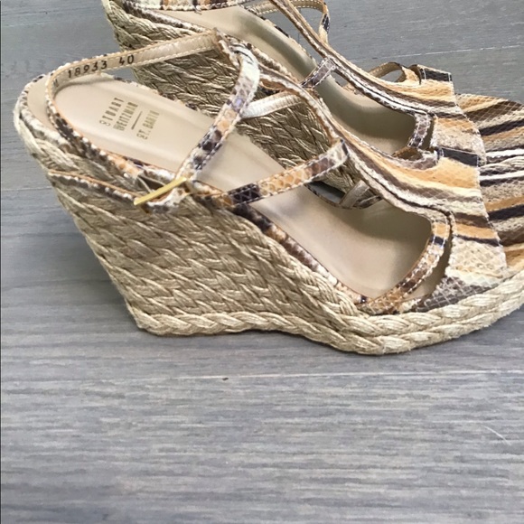 Stuart Weizmann tan, brown wedges - Picture 2 of 2